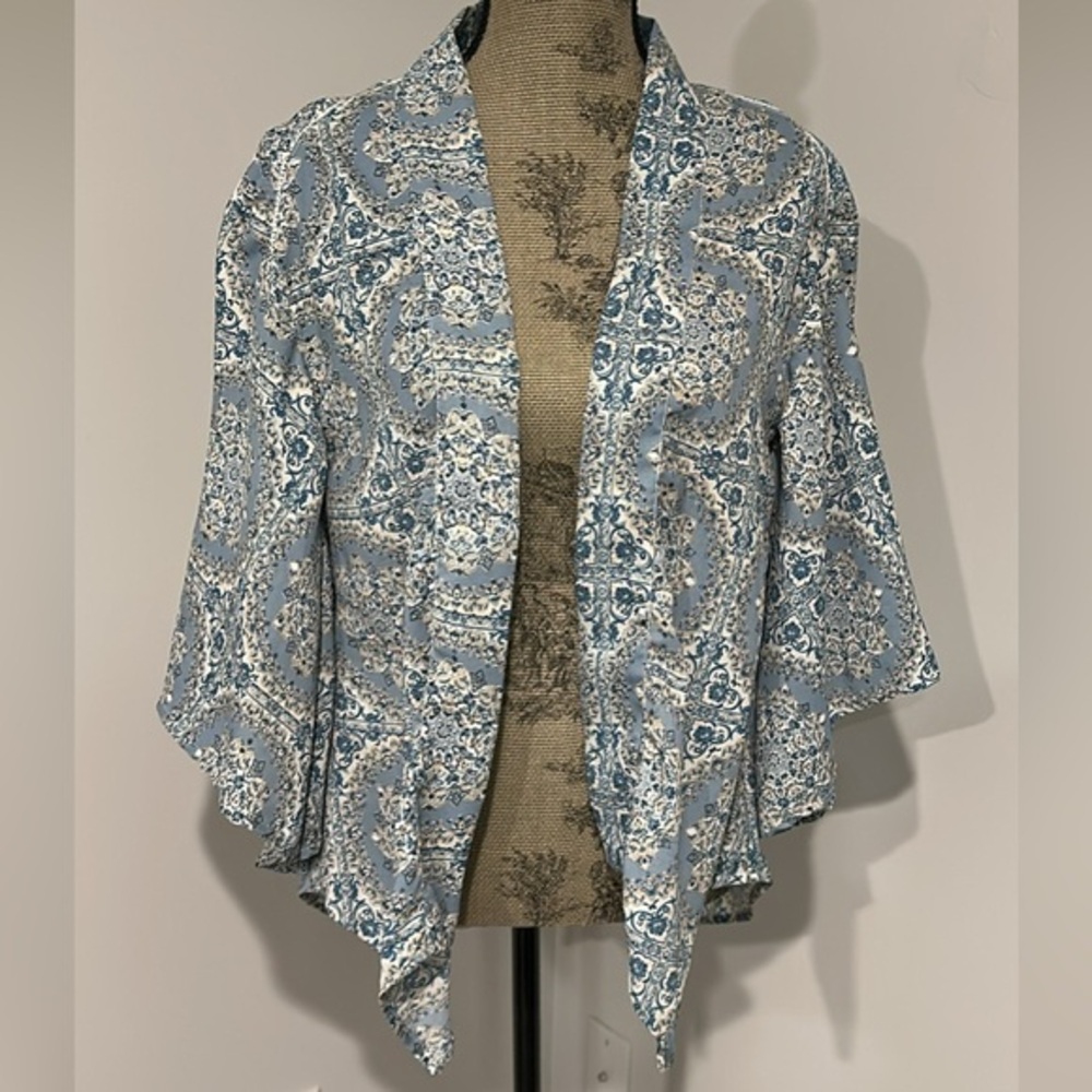 Japna Blue and White Women's Kimono Cardigan